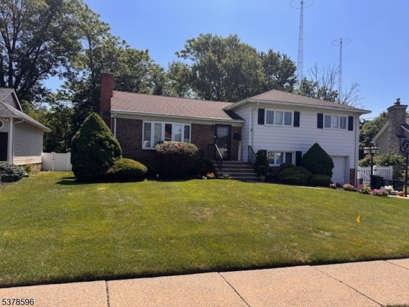 Photo of Listing #3981368