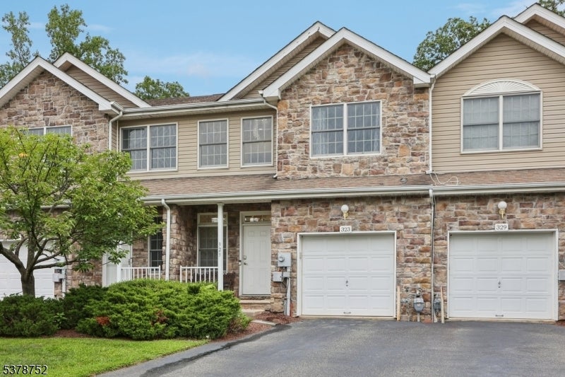 Photo of Listing #3981501