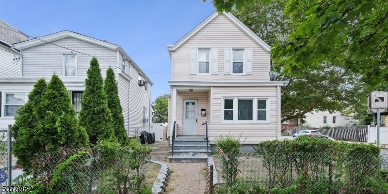 Photo of Listing #3981591