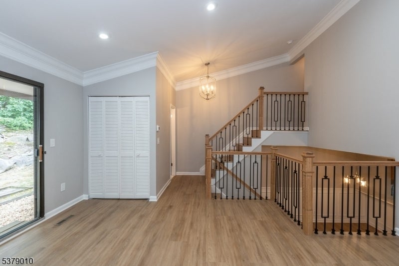 Photo of Listing #3981730