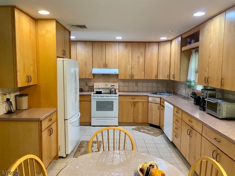 Photo of Listing #3981819