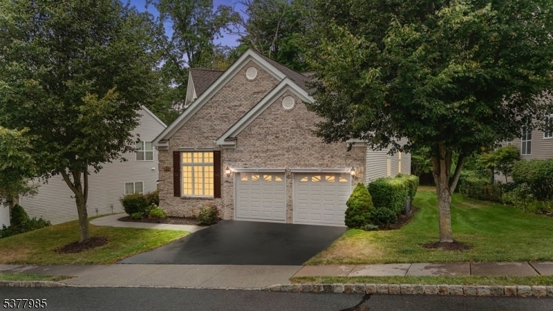 Photo of Listing #3981886