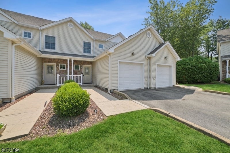 Photo of Listing #3981902