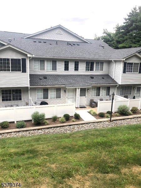 Photo of Listing #3982030