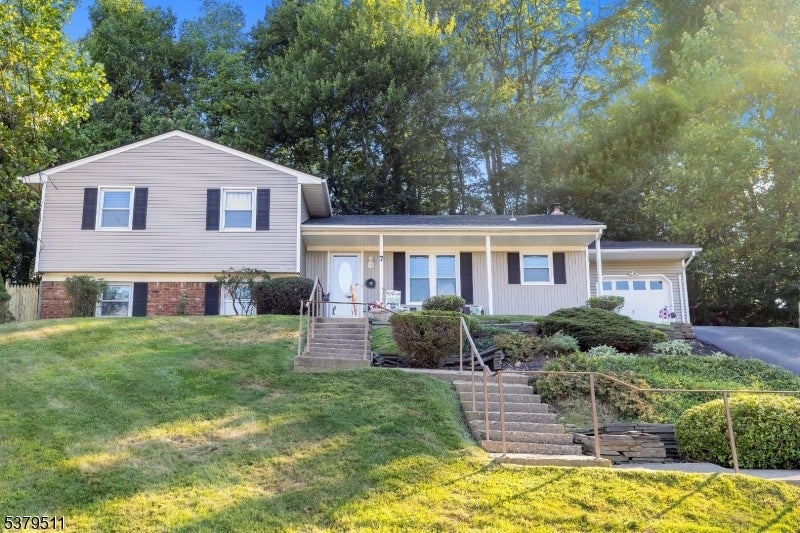 Photo of Listing #3982135