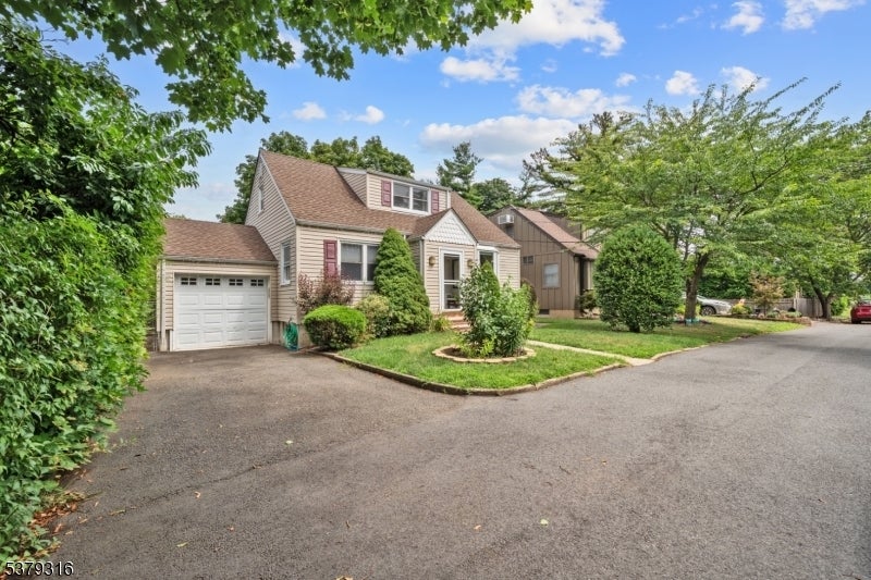 Photo of Listing #3982136