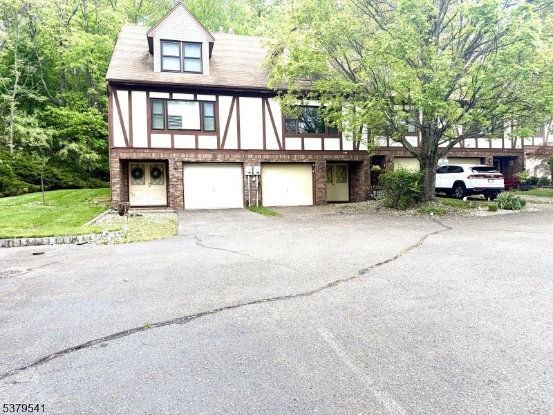 Photo of Listing #3982161