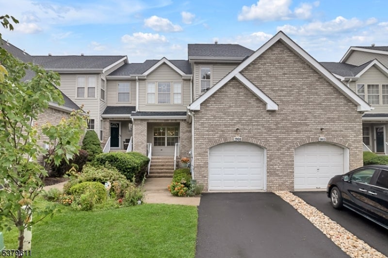Photo of Listing #3982226