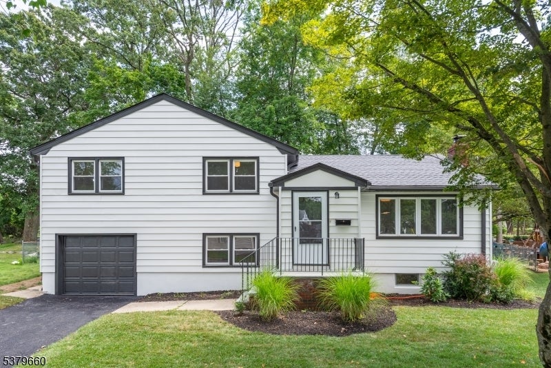 Photo of Listing #3982286