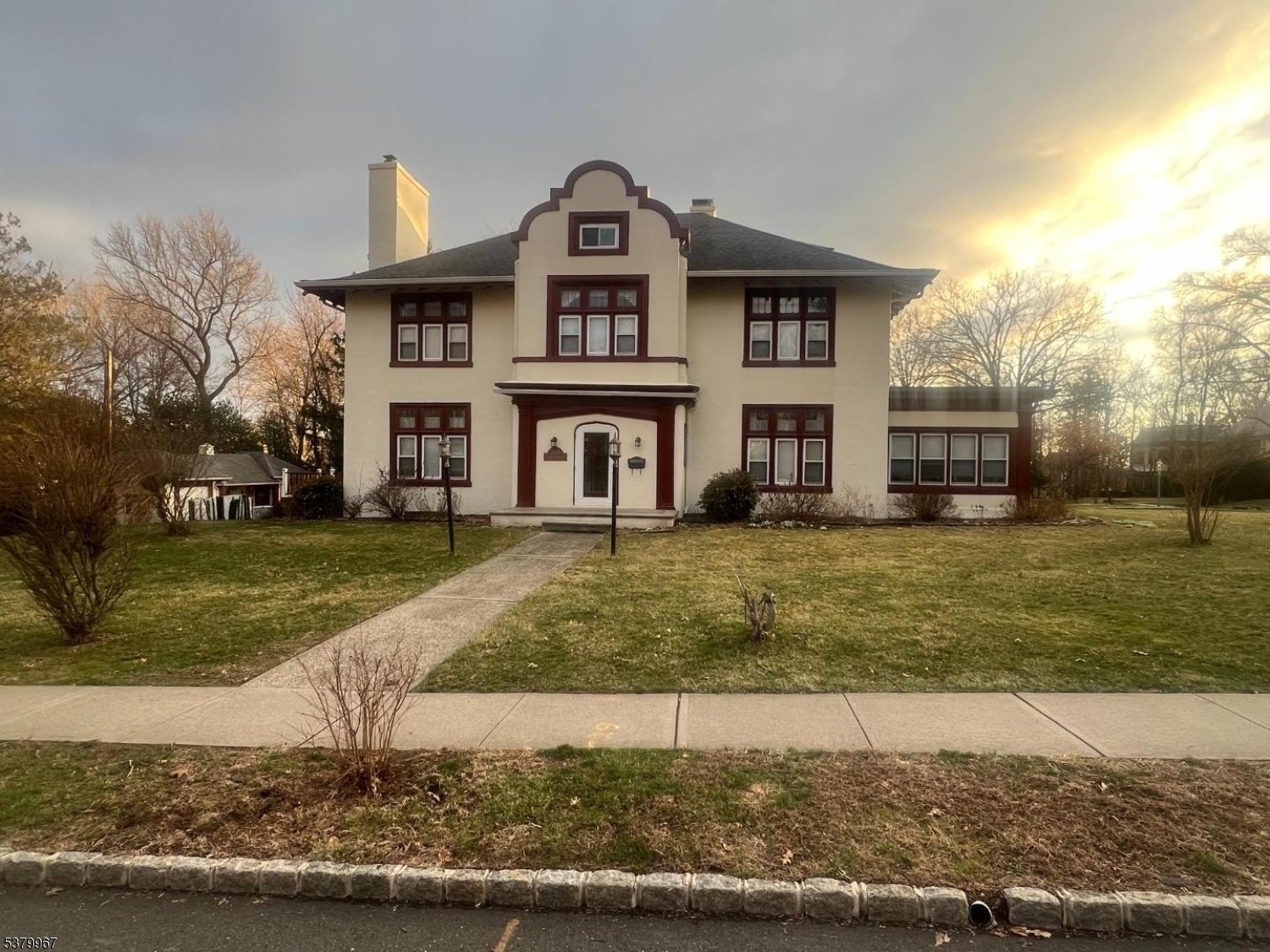 Photo of Listing #3982532