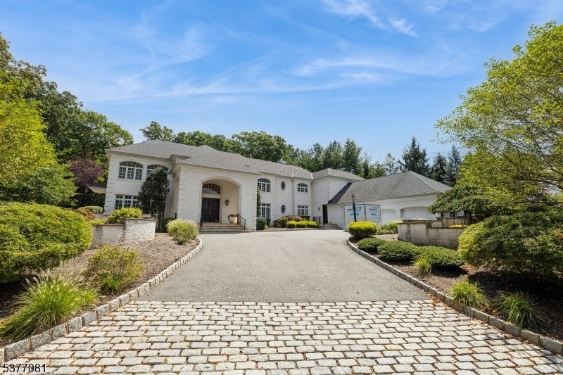 Photo of Listing #3982566