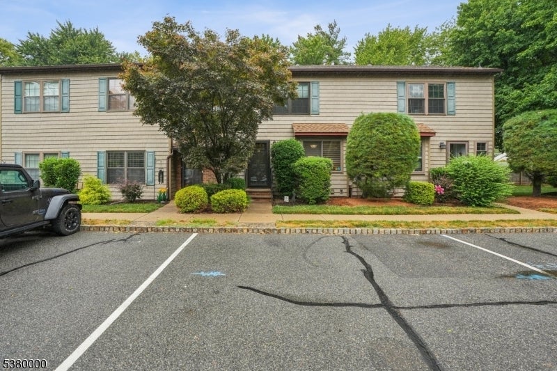 Photo of Listing #3982572