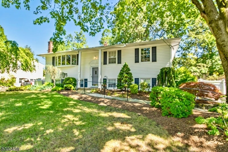 Photo of Listing #3983204