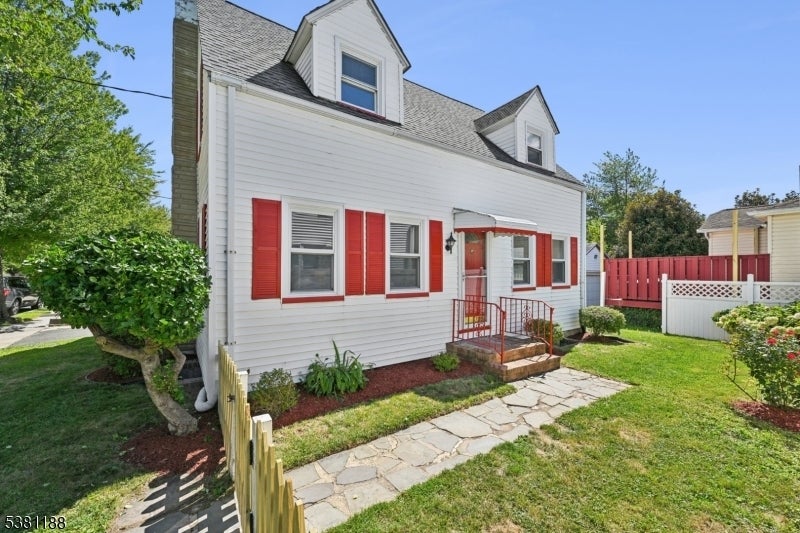 Photo of Listing #3983528