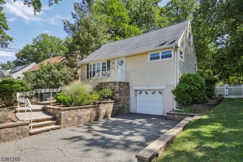 Photo of Listing #3983587