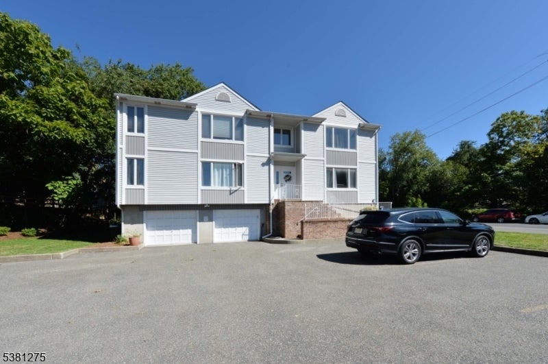 Photo of Listing #3983595