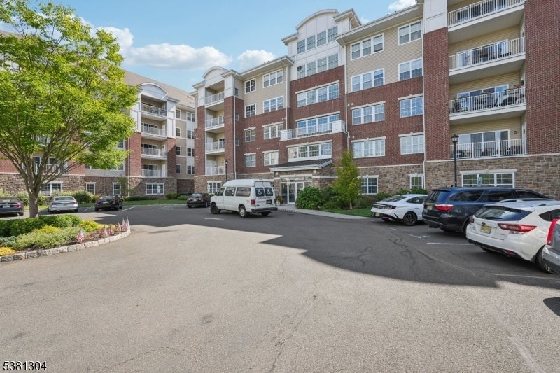 Photo of Listing #3983656