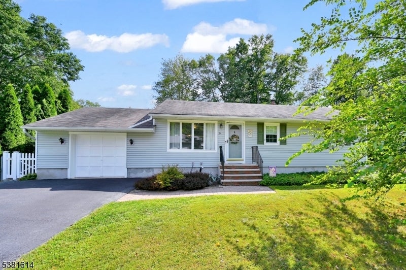 Photo of Listing #3983891