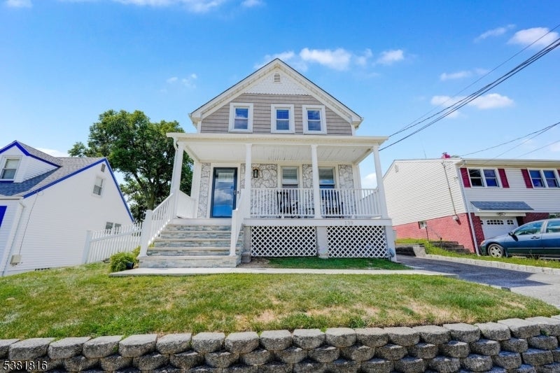 Photo of Listing #3984042