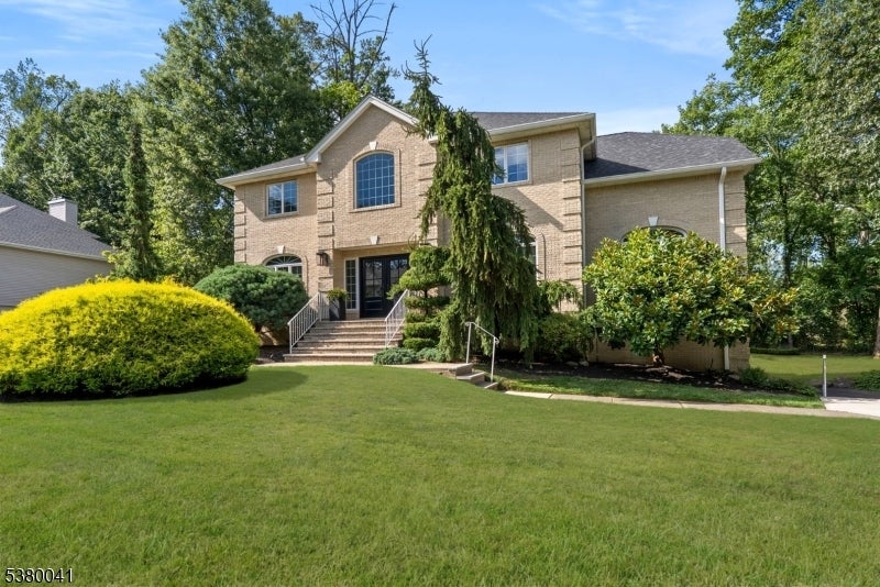 Photo of Listing #3984147