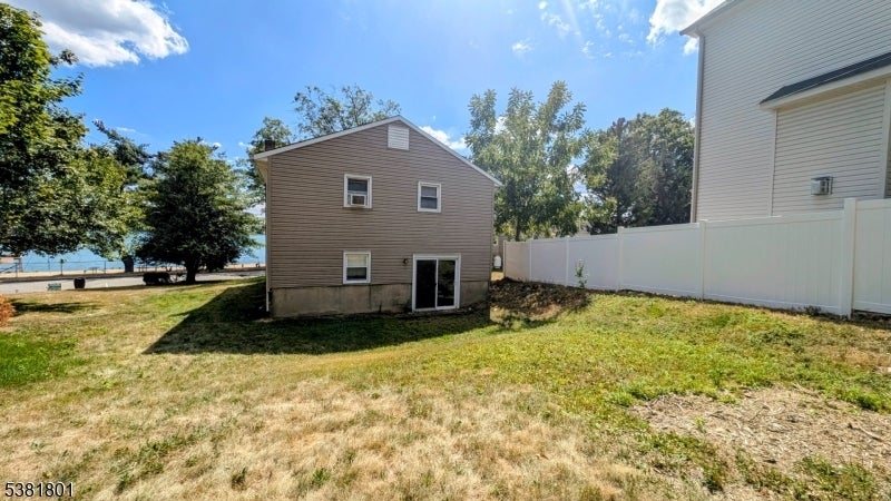 Photo of Listing #3984217