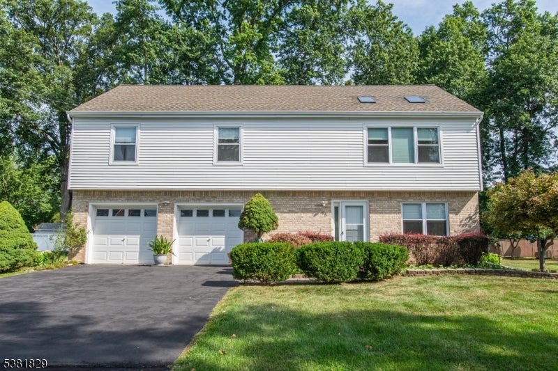 Photo of Listing #3984263