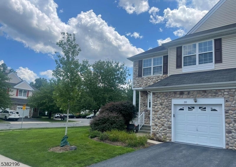 Photo of Listing #3984370