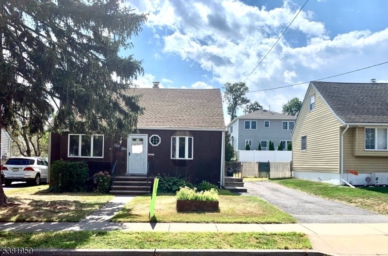 Photo of Listing #3984395