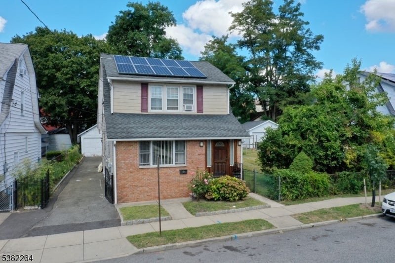 2 Fremont St, West Orange Twp.