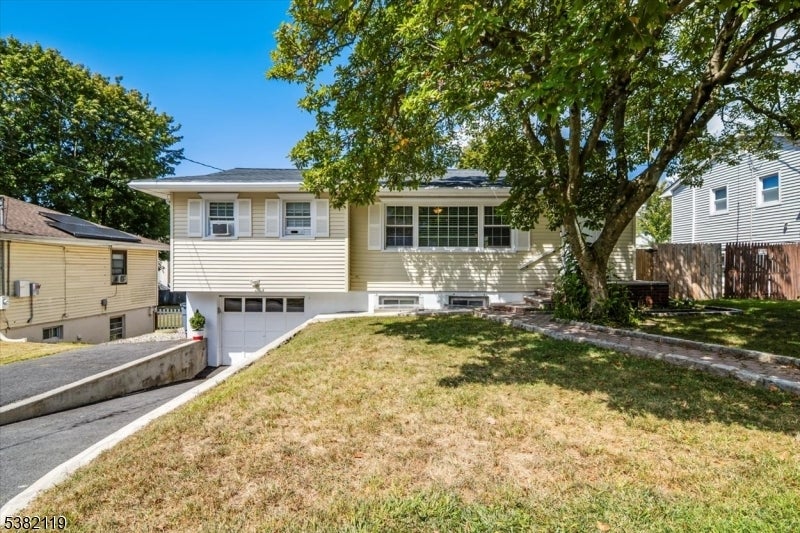 Photo of Listing #3984429