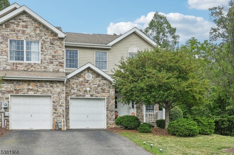 Photo of Listing #3984494