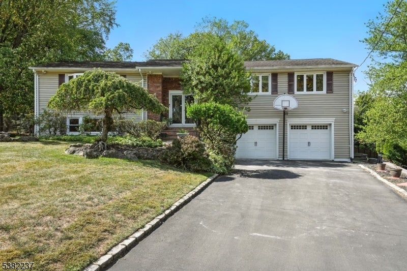 Photo of Listing #3984534