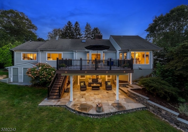 Photo of Listing #3984562