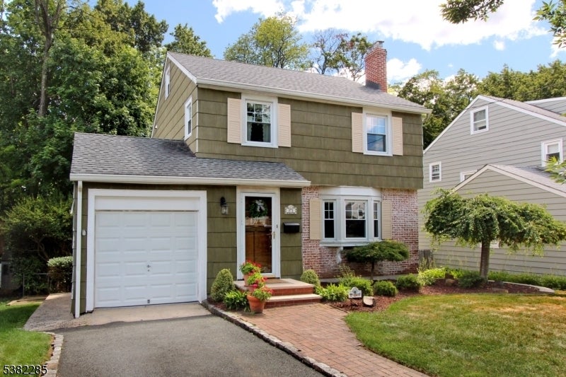 Photo of Listing #3984734