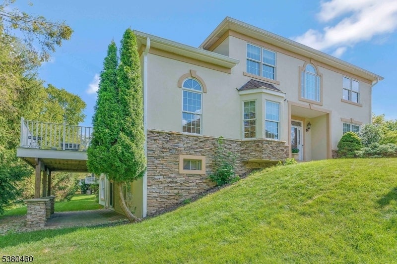 Photo of Listing #3984858