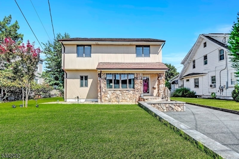 Photo of Listing #3984920
