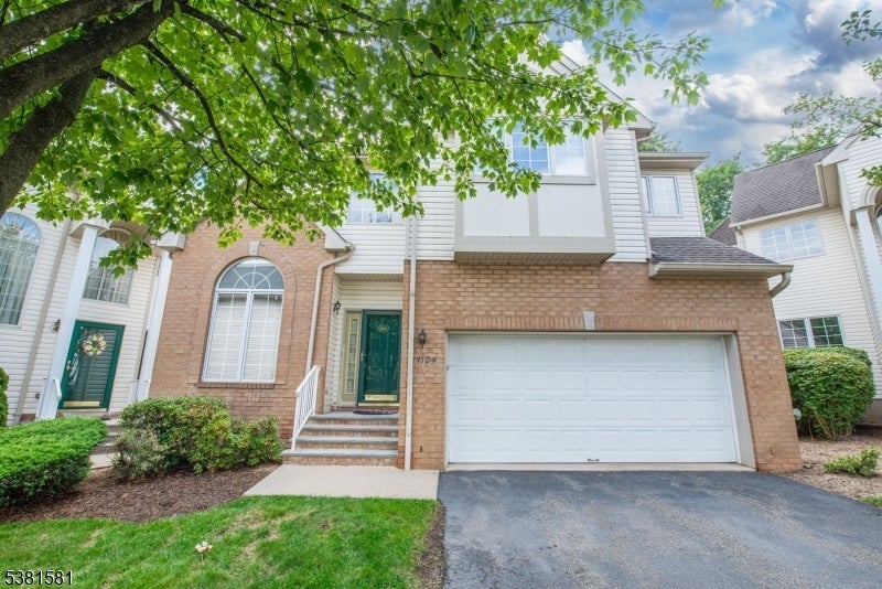 Photo of Listing #3985131