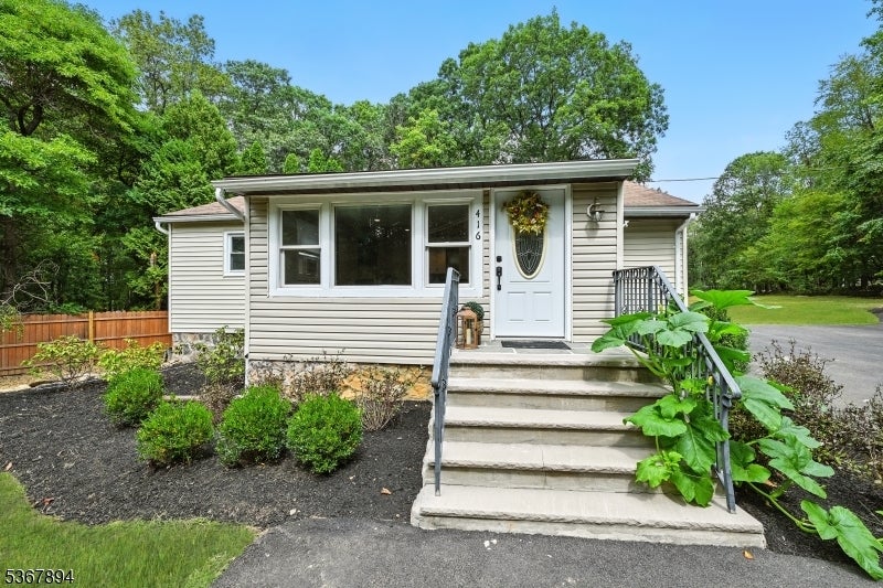 Photo of Listing #3985196