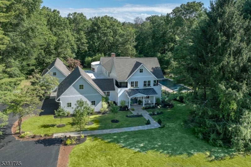 Photo of Listing #3985308