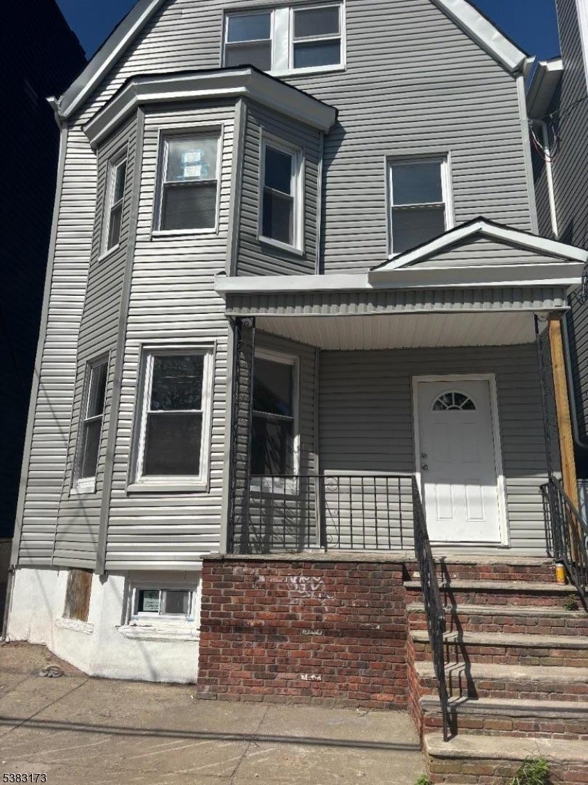 Photo of Listing #3985347
