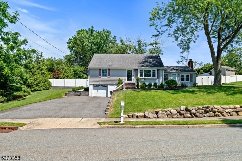 Photo of Listing #3985402