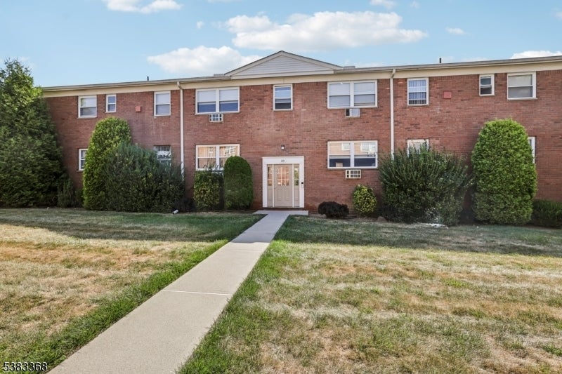 Photo of Listing #3985496