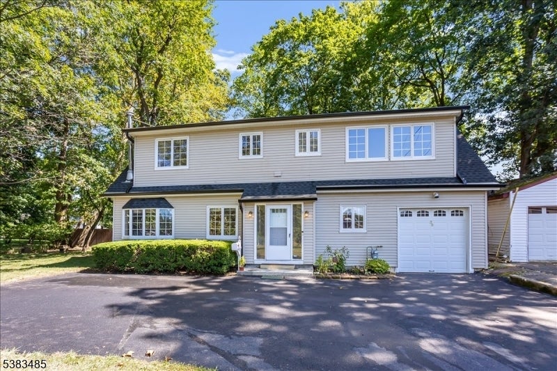 Photo of Listing #3985589