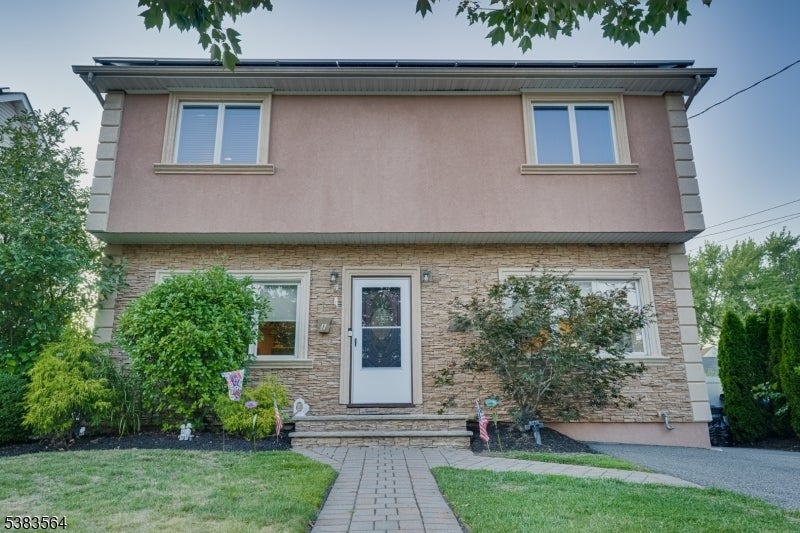 Photo of Listing #3985629