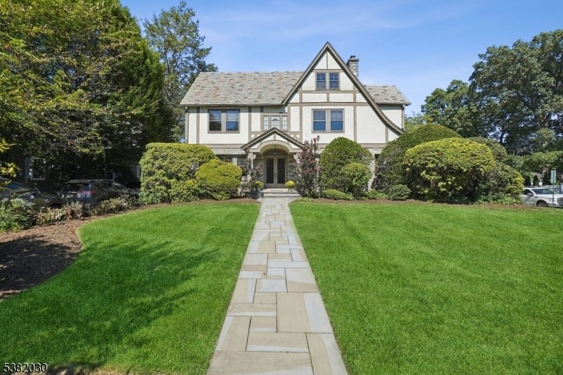 Photo of Listing #3985736