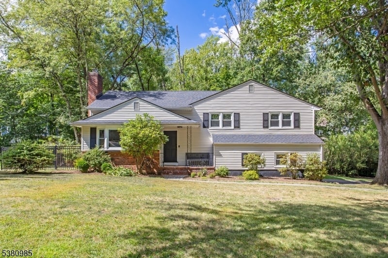 Photo of Listing #3985762