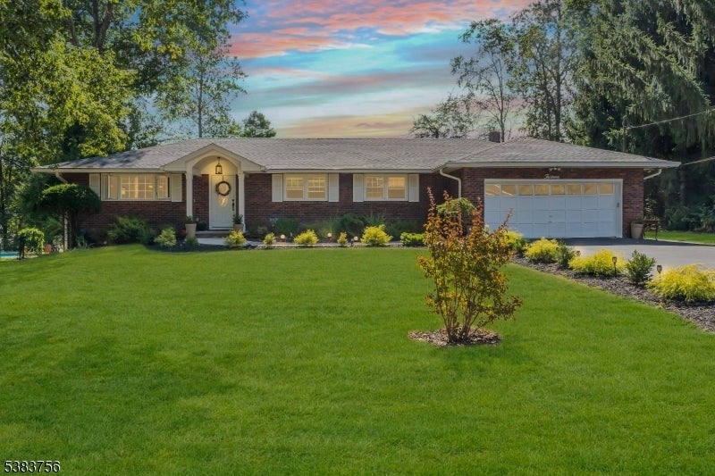Photo of Listing #3985790