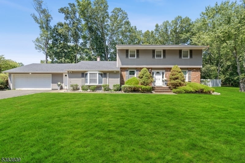 Photo of Listing #3985856