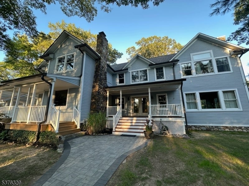Photo of Listing #3985891