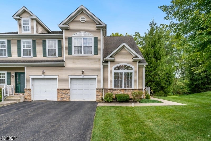 Photo of Listing #3985971